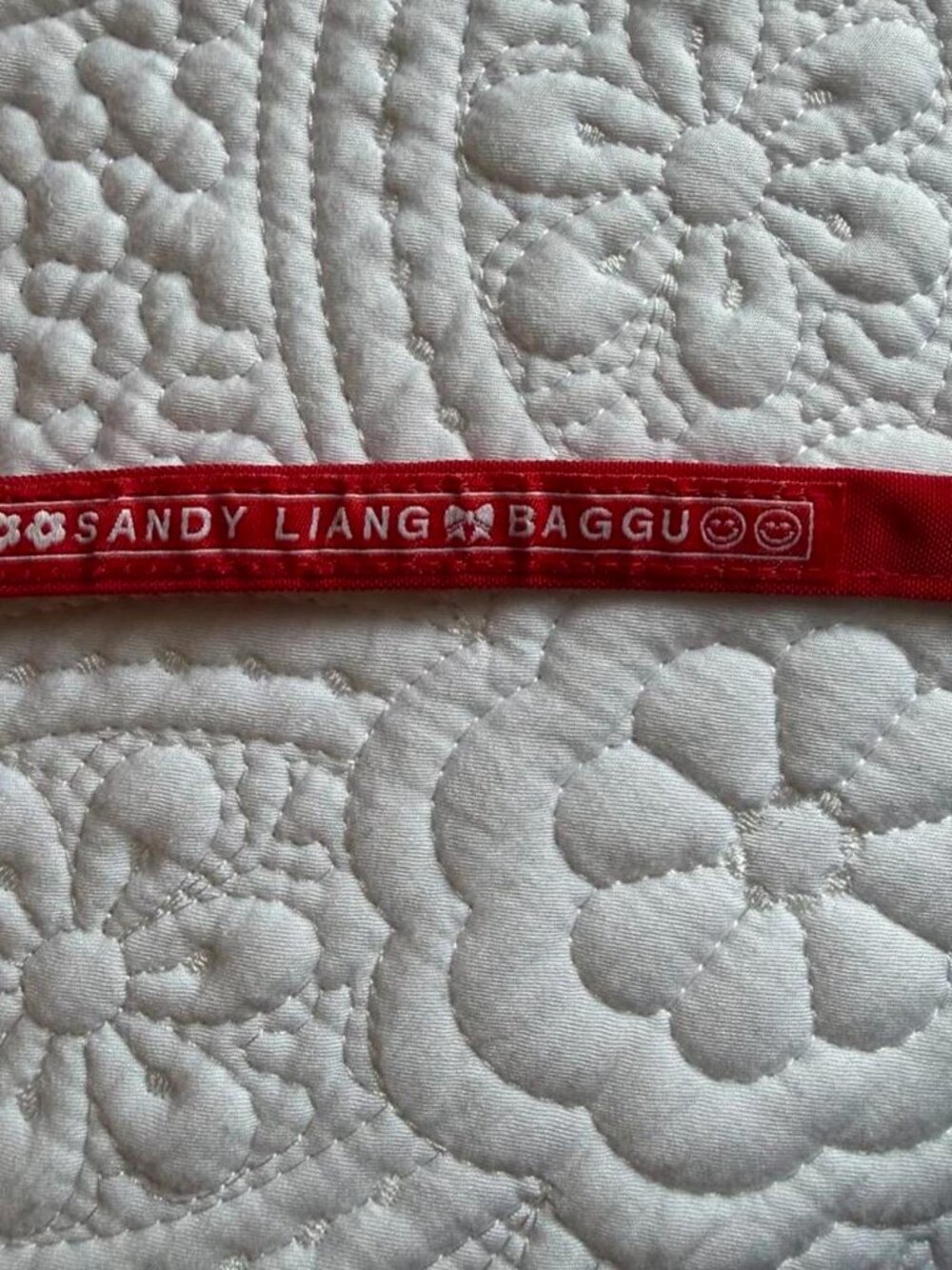 Baggu x Sandy Liang Mini Bow Bag Candy Apple Red - Picture 5 of 6